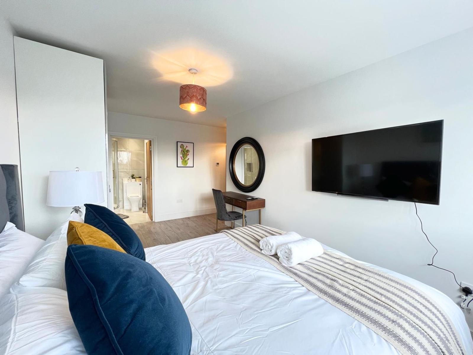 Апартаменты C1, Luxury 2 Bedroom Flat In Wembley