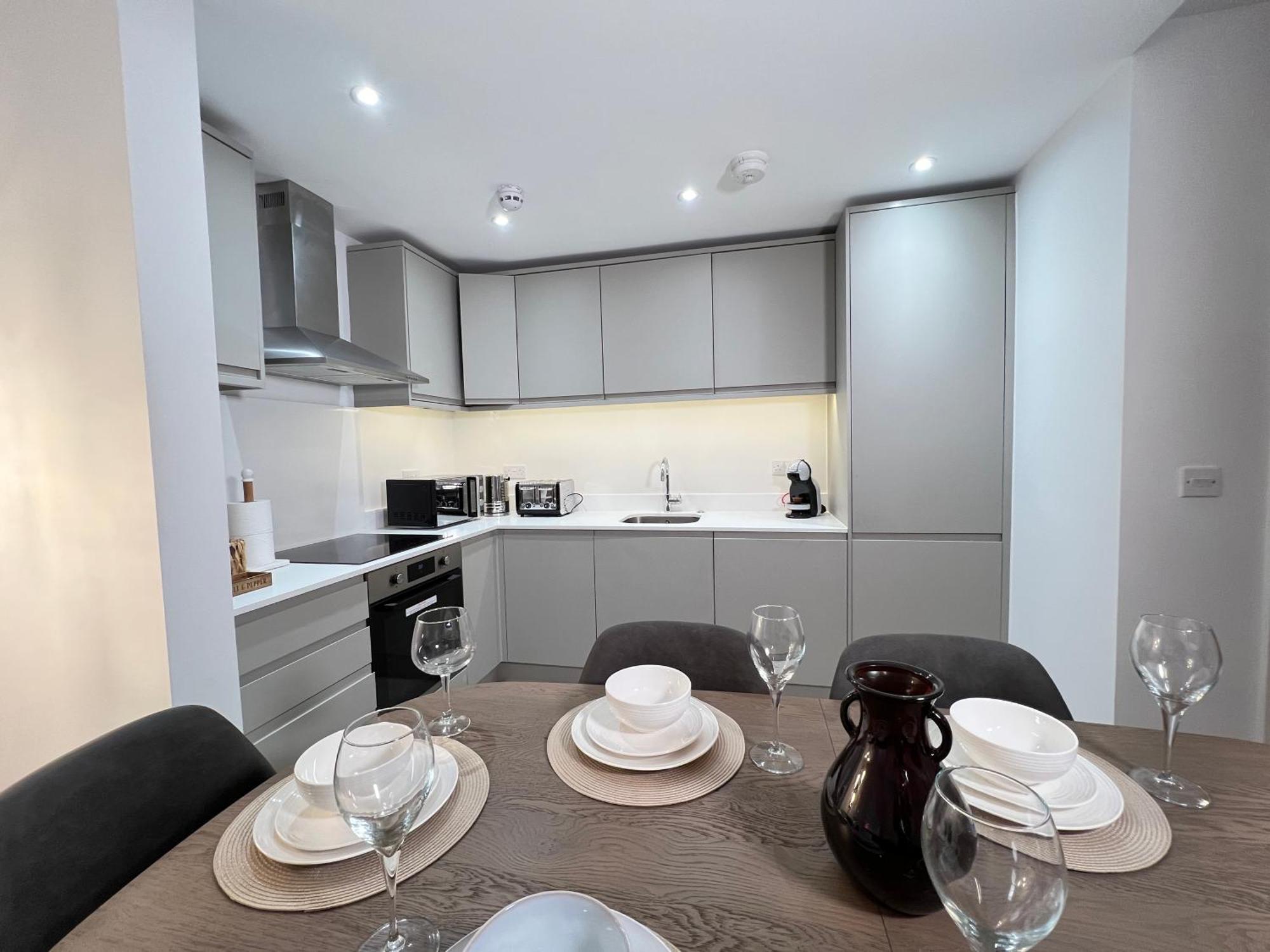 Апартаменты C1, Luxury 2 Bedroom Flat In Wembley