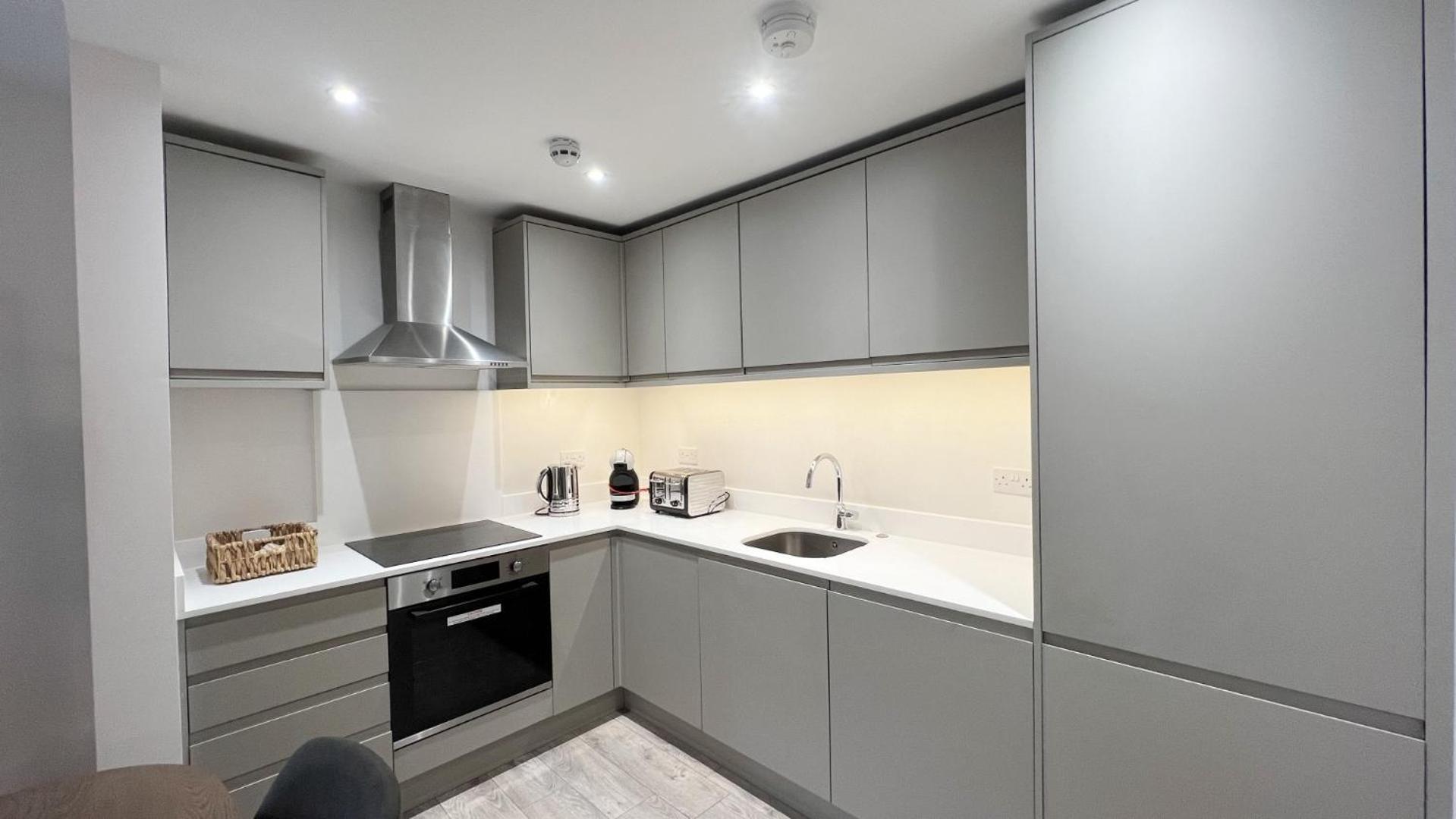 Апартаменты C1, Luxury 2 Bedroom Flat In Wembley