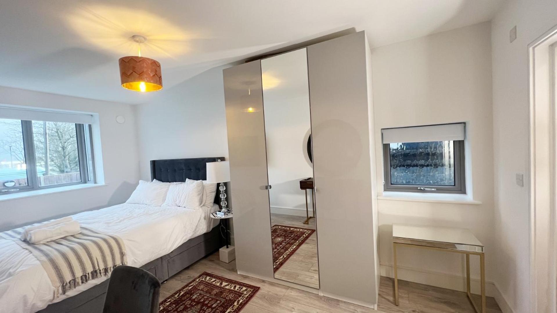 Апартаменты C1, Luxury 2 Bedroom Flat In Wembley *